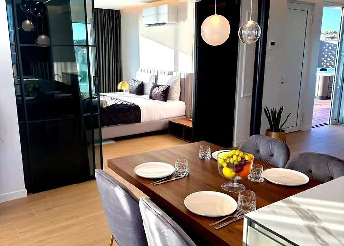 Dedaj - Penthouse Auri Апартаменты Задар