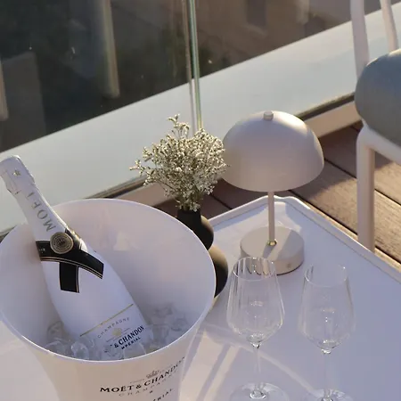 Apartment Dedaj - Penthouse Auri