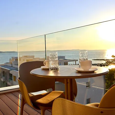 Apartment Dedaj - Penthouse Auri *