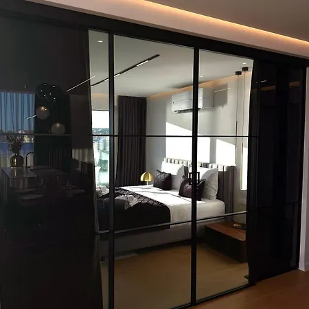 Dedaj - Penthouse Auri Apartment