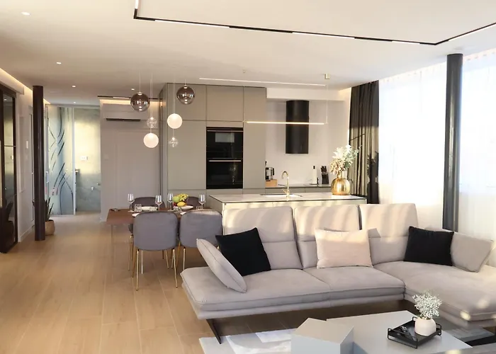 Apartman Dedaj - Penthouse Auri *