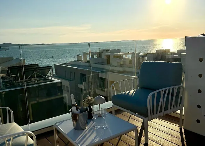 Dedaj - Penthouse Auri *