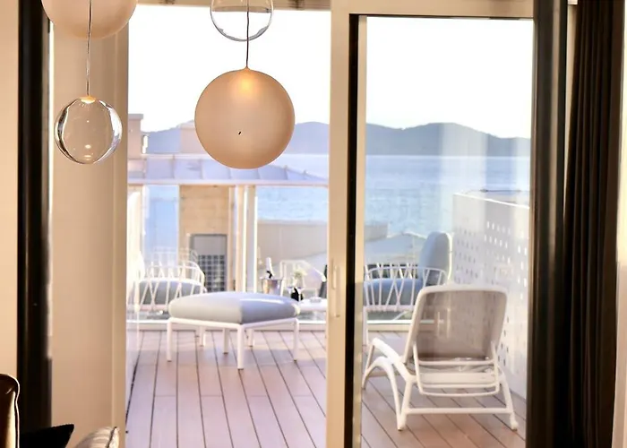 Dedaj - Penthouse Auri